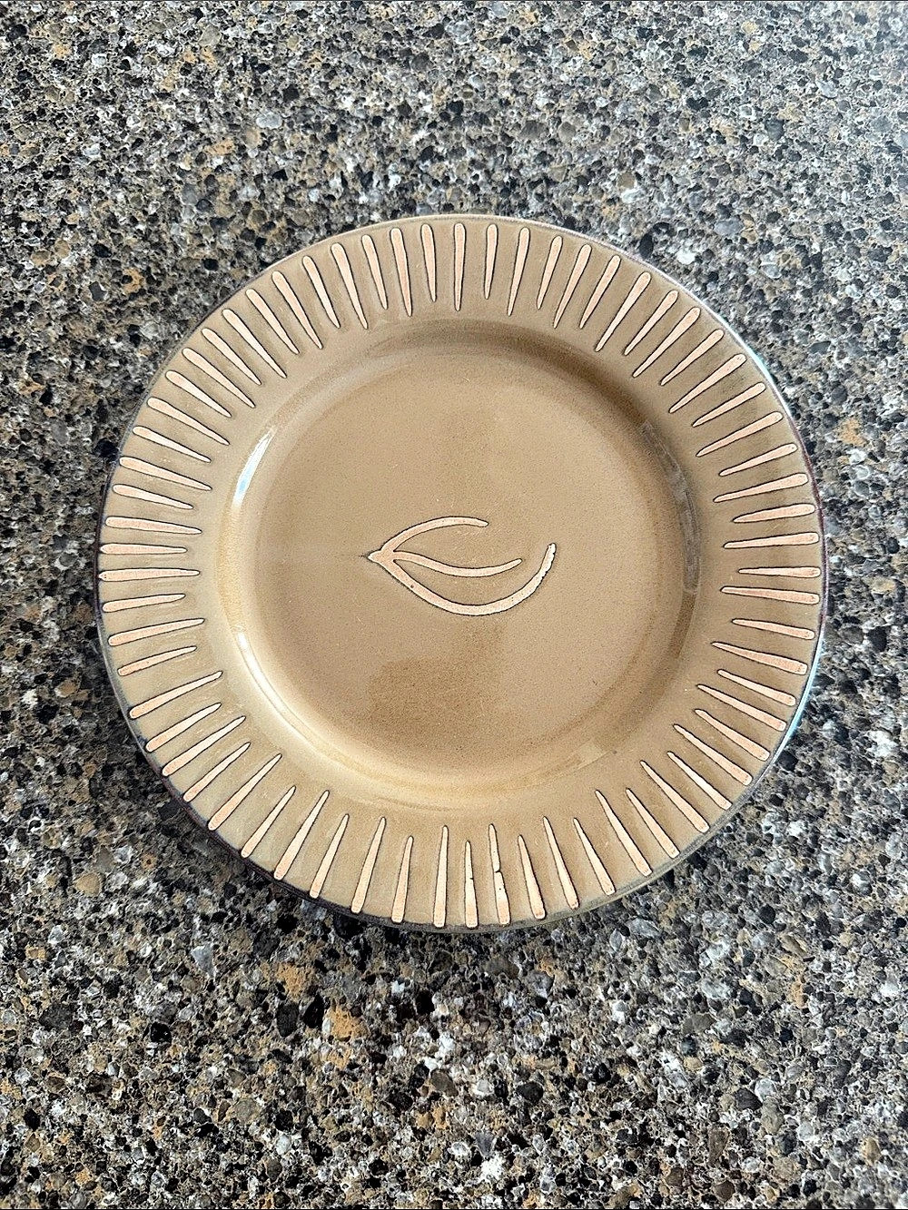 Sango Manchester Nova Brown 4941 Plate 8" in brown and sand colors